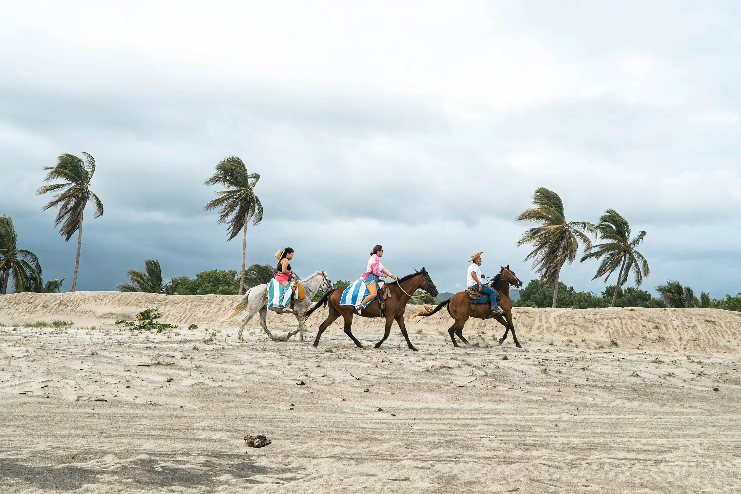 Private horseback riding tours in Puerto Escondido, Oaxaca