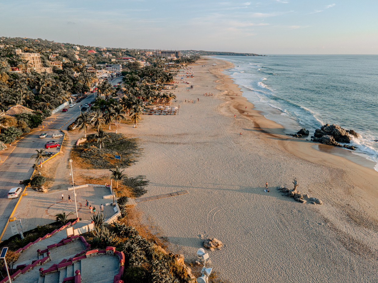 distancia entre Puerto Escondido y Huatulco